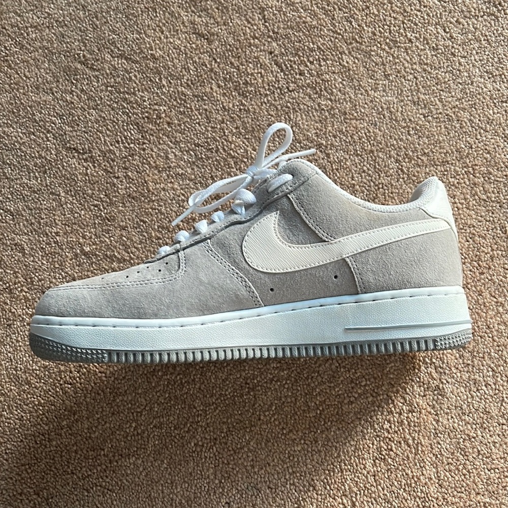 Suede Grey Nike air forces men’s